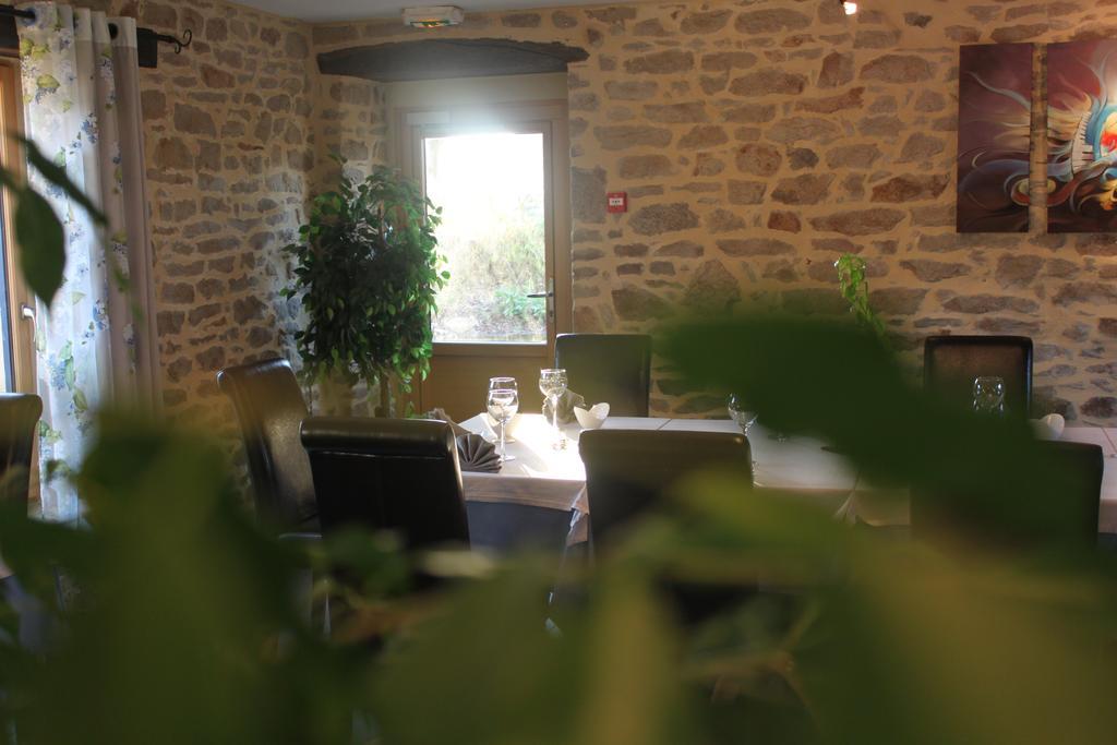 Hotel - Restaurant L'Hortensia Noyalo Екстер'єр фото