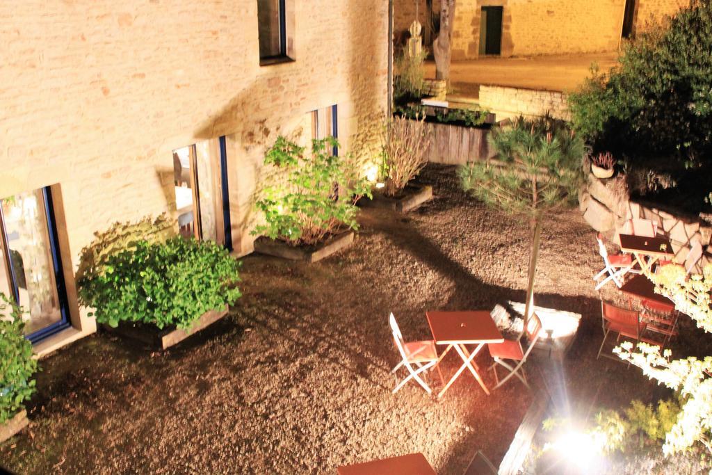 Hotel - Restaurant L'Hortensia Noyalo Екстер'єр фото